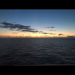 Meet your Posher, Caitlin